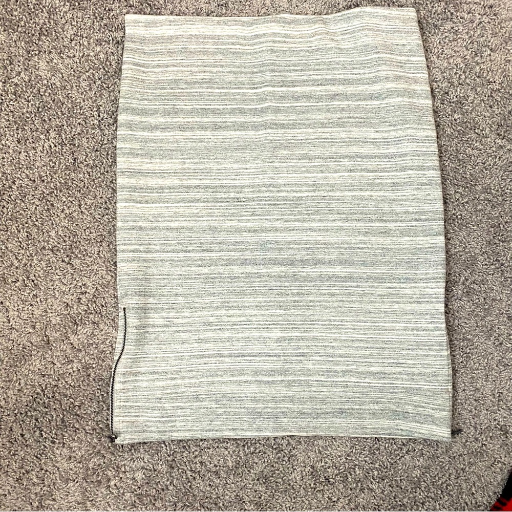 LOFT Pencil Skirt - size LARGE